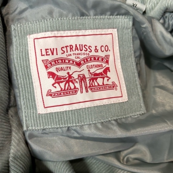 LEVI’S ZOE CORDUROY BUBBLE PUFFER JACKET- COLOR MINT GREEN - Picture 7 of 13